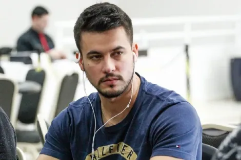 Douglas Hobold é vice-campeão do Mini Bounty Builder HR no PokerStars