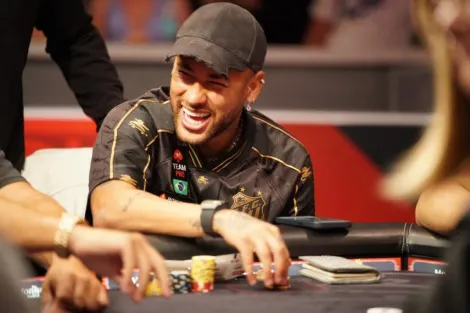 Quem ganharia? Neymar escolhe adversário ideal na WSOP