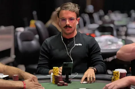 Yuri Martins é eliminado na reta final do Evento #72 em sexto ITM na WSOP 2024