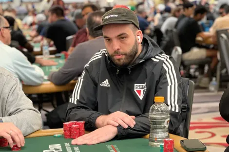 Alan Helfenstein lidera brasileiros classificados no Dia 1C do Colossus da WSOP