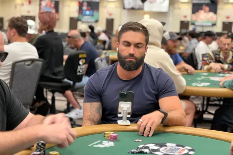 Blind war e pote de CL: a mão que deixou Tauan Naves gigante na WSOP