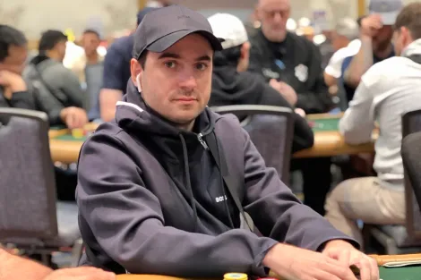 Mateus Pimenta se classifica no Dia 1A do Evento #86 da WSOP