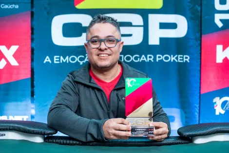 Tiago Freitas fatura Freezeout do CGP Termas Romanas após heads-up relâmpago