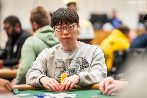 Slowroll com quadra e chip leader: a festa de Joseph Cheong em US$ 50K da WSOP