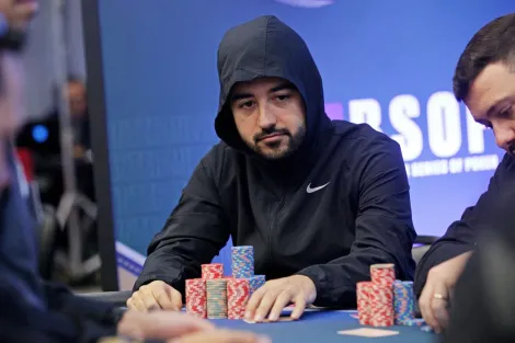 Vinicius Perri puxa fila ao Dia 4 do Main Event do BSOP Winter Millions