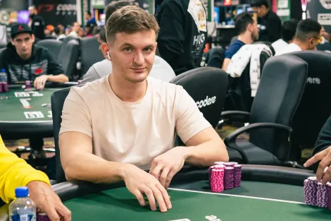 Andrei Popugaev lidera os classificados para o Dia 3 do Main Event do LAPT México