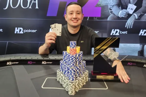 Richard Godoy é campeão do Main Event One Day 200K do CPH