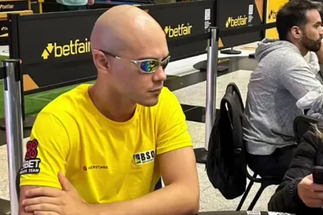 Murilo Gusmão faz heads-up no Mini Bounty Builder HR do PokerStars