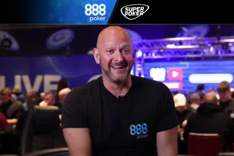 Mágico enfrenta 888poker Team em sit and go cheio de falinhas e risadas; assista