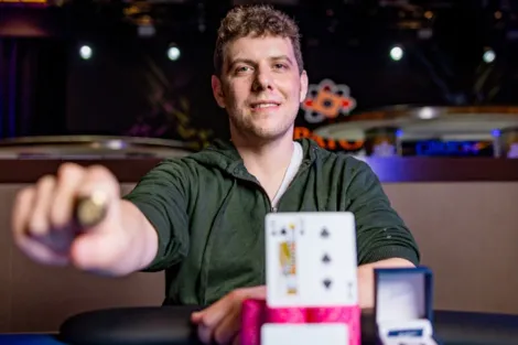 Ari Engel amplia recorde ao conquistar 18º anel da WSOP Circuit