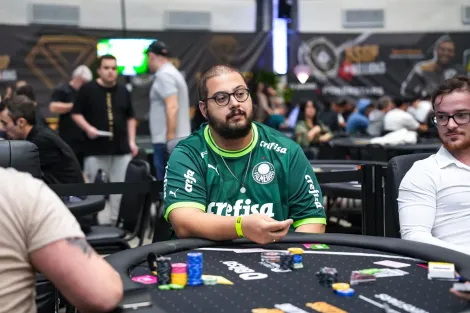 Yago Simplício vence o WCOOP Edition: StacKOsaurus US$ 215