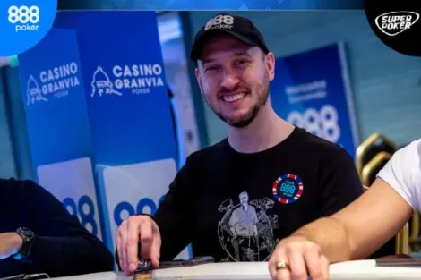 Ian Simpson volta a vencer Homegame Tuesdays do 888poker; assista