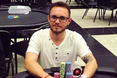 Fellipe Drapichinski vai ao pódio do Bounty Hunters Daily Main US$ 54 do GGPoker