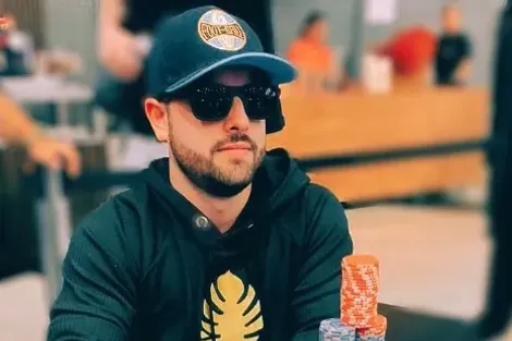 Gustavo Tochetto vence o US$ 109 Sunday Fenomeno do PokerStars