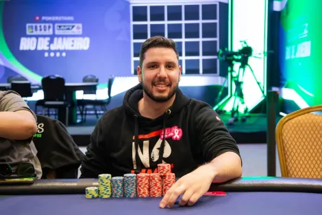 Leonardo Camera lidera 31 classificados ao Dia 3 do Main Event do BSOP Rio