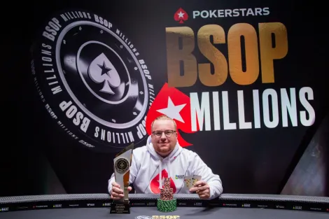 Léo Rizzo é campeão do Torneio dos Empresários do BSOP Millions e fatura R$ 1 milhão