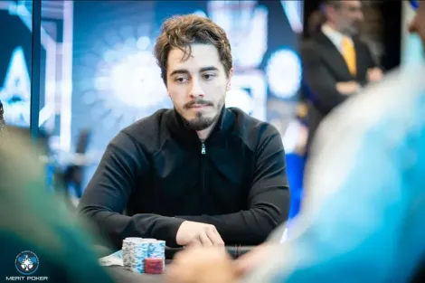 Felipe Ketzer faz mesa final no Main Event do Gatsby Gala Series