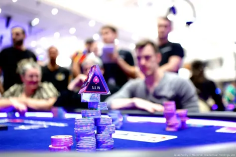 River cruel gera all in triplo e straight flush no EPT Praga; confira a mão