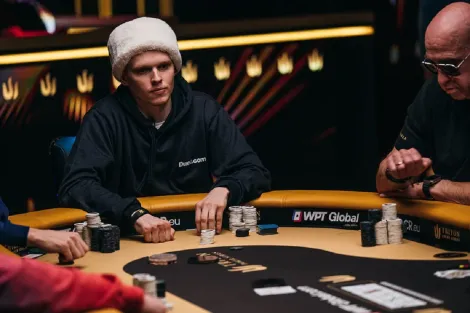 Ossi Ketola lidera o Dia Final da Triton Main Event da WSOP Paradise