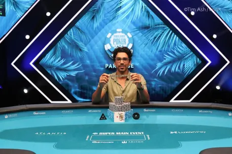 Pablo Brito conquista primeiro bracelete com título do Super Saver da WSOP Paradise