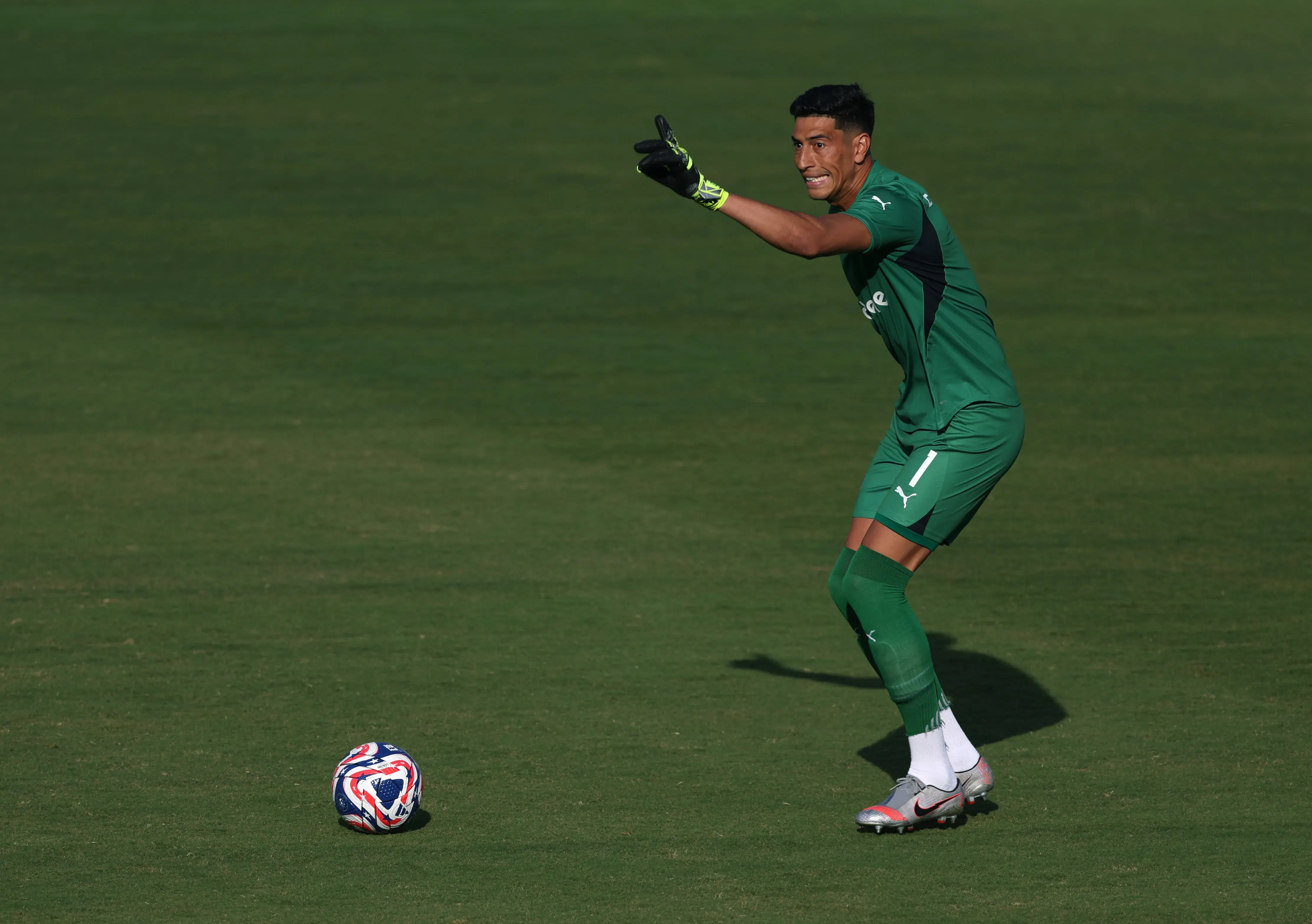 Fernando Ortiz solicitó encarecidamente la llegada de Esteban Andrada. 