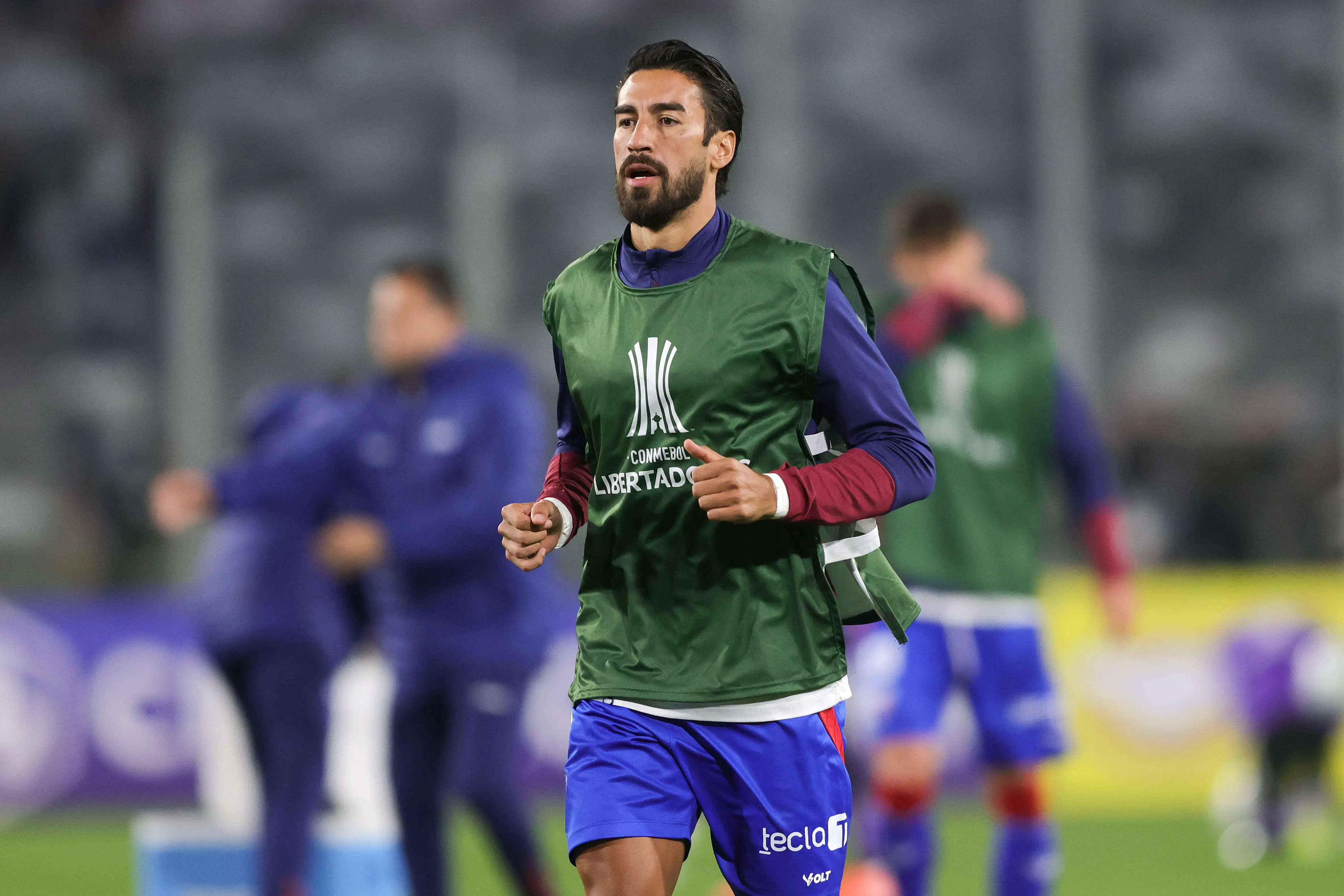 Lucero dejó Colo Colo el 2022 y ahora suena su regreso a los albos/ Photosport