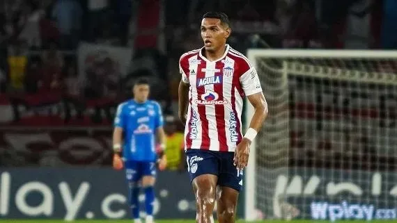 Homer Martínez está en una polémica con Junior