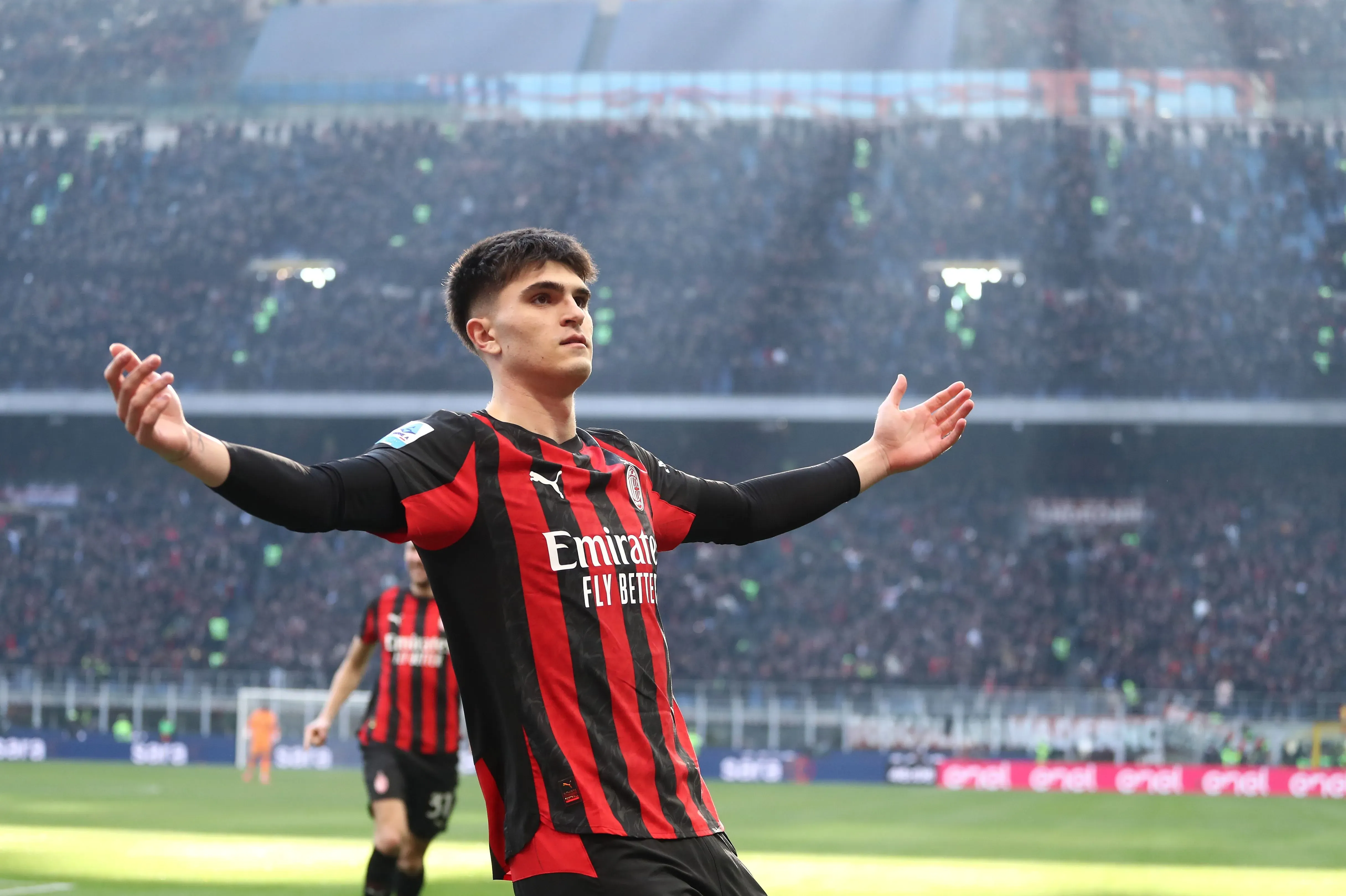 David Bartesaghi, alvo do Arsenal, em jogo do Milan. Foto: Marco Luzzani/Getty Images