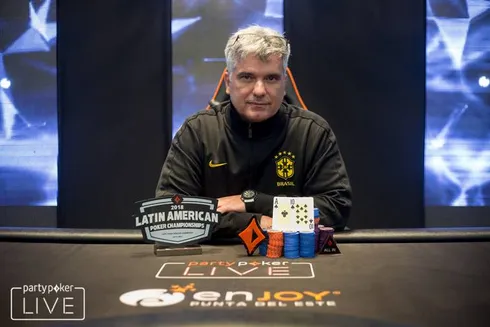 Osvaldo Naves campeão do High Roller do LAPC
