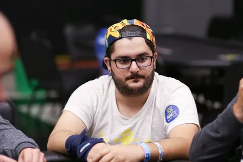 Guilherme Ksyvickis está na mesa final do Main Event da Golden Nugget Grand Poker Series