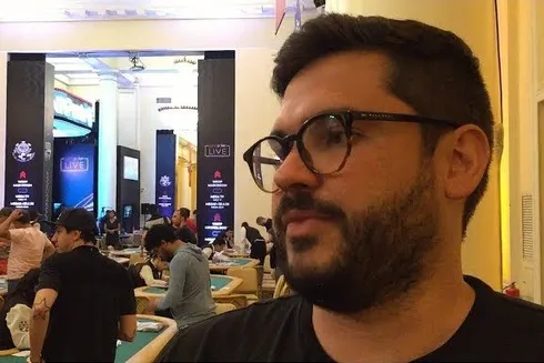 Tá na Mão: Marcello Azevedo puxa belo pote com semiblefe no Main Event da WSOP Brazil Rio