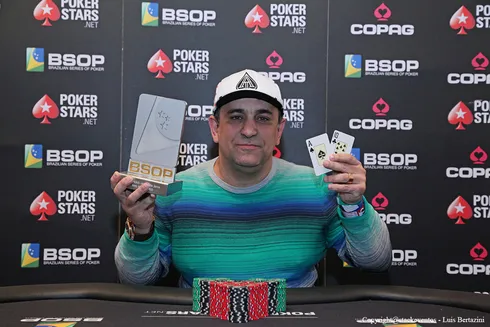 Marcelo Mesqueu campeão do 6-handed do BSOP Gramado
