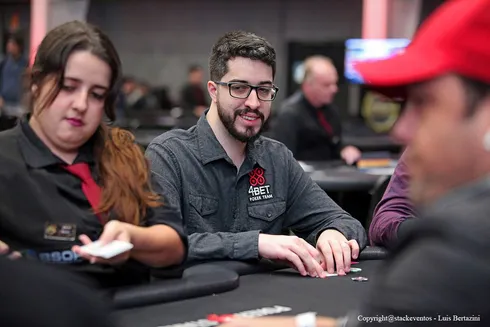 Eder Campana alcançou a primeira mesa final de WSOP da carreira
