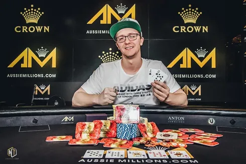 Kahle Burns campeão do A$ 100.000 Challenge do Aussie Millions
