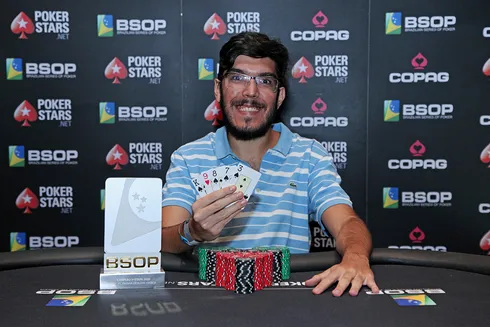 Nikolas Carvalho campeão do PLO Dealers Choice do BSOP Brasília
