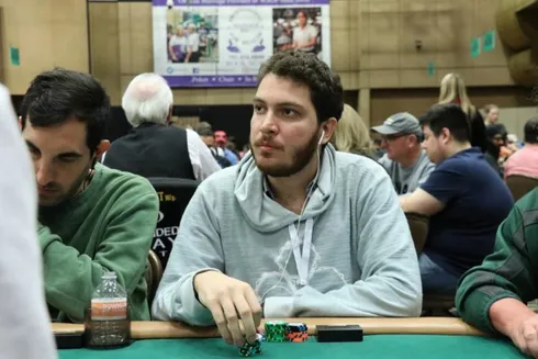 Francisco Correia deixou  a disputa do Main Event do WCOOP antes do estouro da bolha
