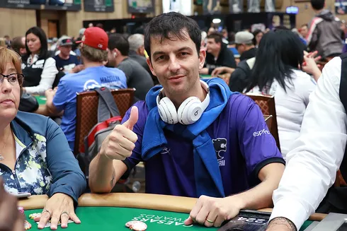 Enio Bozzano está na mesa final do Main Event do EPT Online
