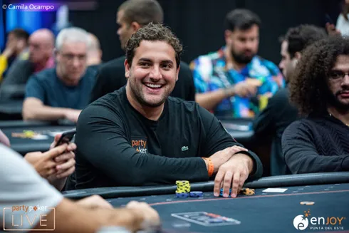 João Simão conquistou um título e um vice no WPT Online
