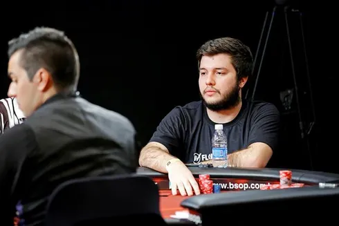 Rafael Camargo tem o segundo maior stack no dia decisivo
