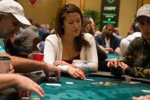 Kim Stone deu show ao alcançar a mesa final do torneio (Foto: Seminole Hard Rock)
