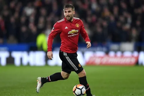 Luke Shaw tem uma luxuosa mesa de poker em sua mansão milionária (Foto: Getty Images)
