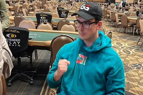 Lukas Robinson, o "RobinPoker", está fazendo a festa na WSOP (Reprodução/Twitter)
