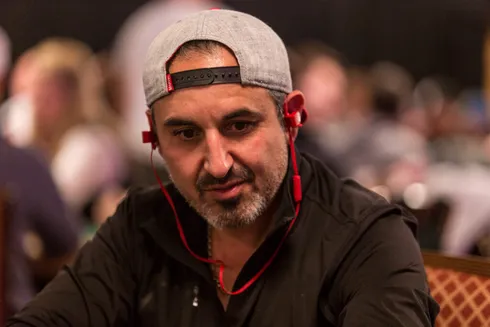 Josh Arieh terminou com grande vantagem para Phil Hellmuth
