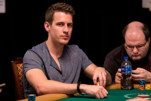 Mike McDonald não gostou do call recebido no Super High Roller 
