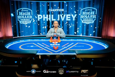 Phil Ivey se tornou bicampeão na Triton Series (Foto: Merit Poker)
