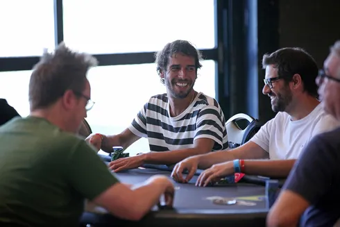 Fred Volpe gastou muito pouco para chegar ao título do Sunday Million
