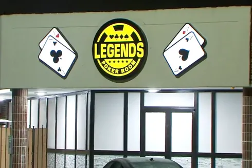 Legends Poker Room foi cenário de um momento de tensão nessa terça (5)
