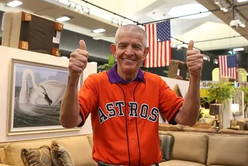 Mattress Mack tenta recuperar a boa fase nas apostas (Foto: Reprodução/Twitter @MattressMack)
