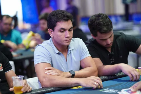 Bruno Aguiar nas mesas do High Roller do NPS Pixbet Campina Grande
