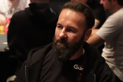 Daniel Negreanu foi eliminado do Super High Roller da WSOP 2022.
